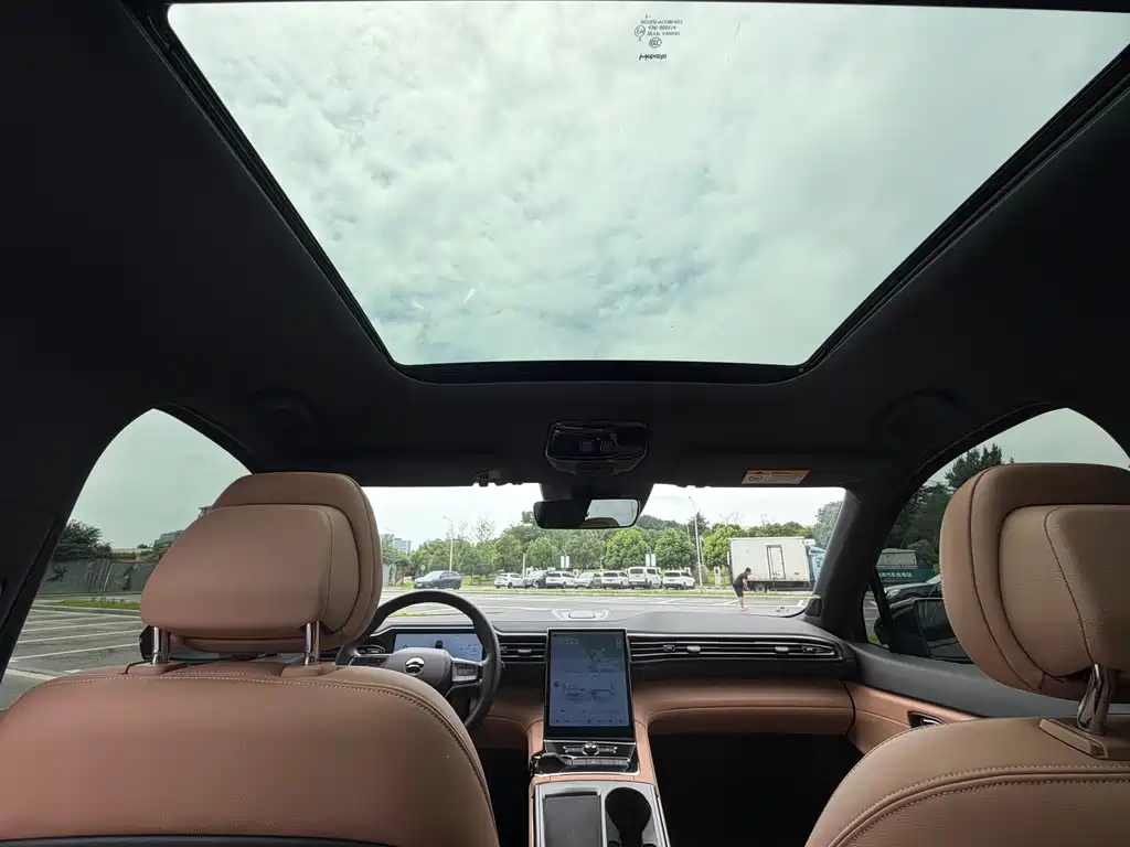 NIO ES8 2020 Model 580KM Six-Seater Edition