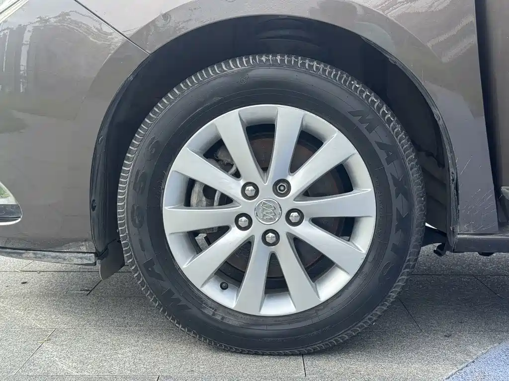 Buick GL8 2013 2.4L LT Luxury Business Executive Edition