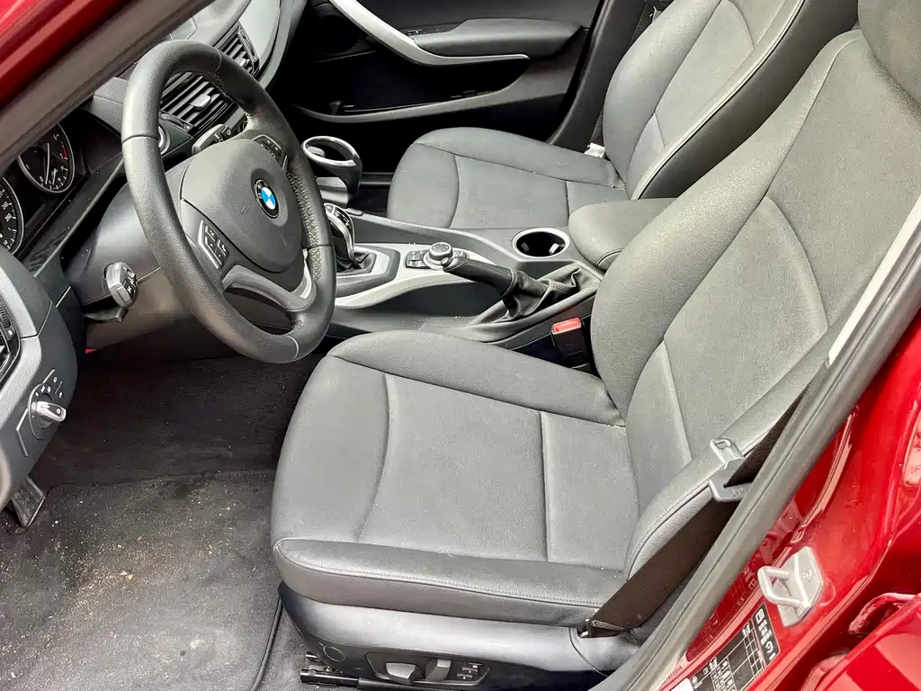 BMW X1 2014 sDrive18i Leading Edition