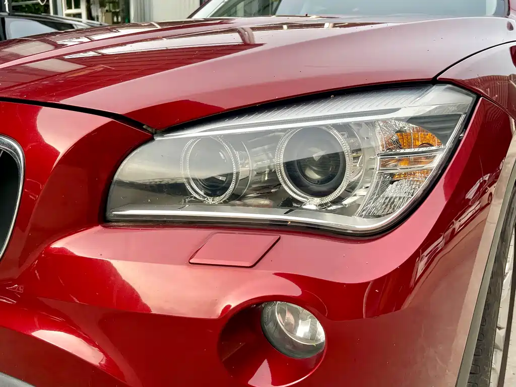 BMW X1 2014 sDrive18i Leading Edition