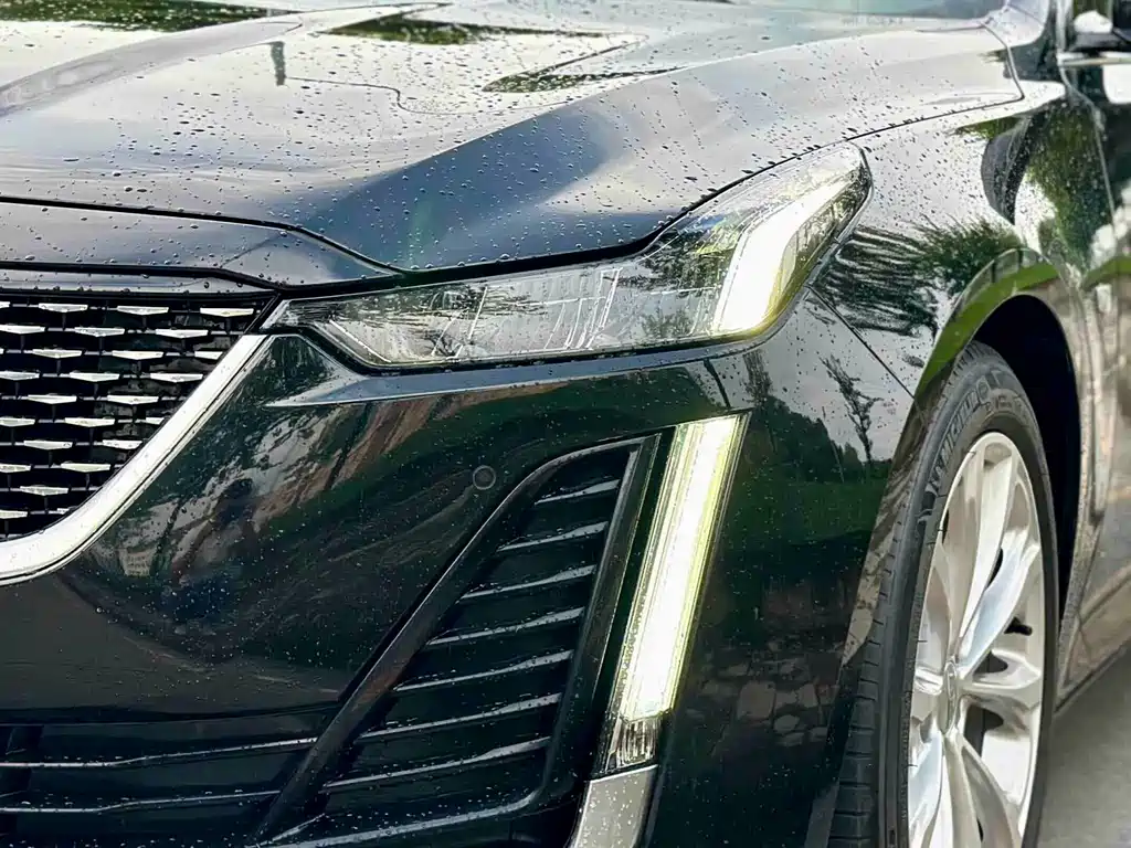 Cadillac CT5 2022 28T Luxury (Standard)