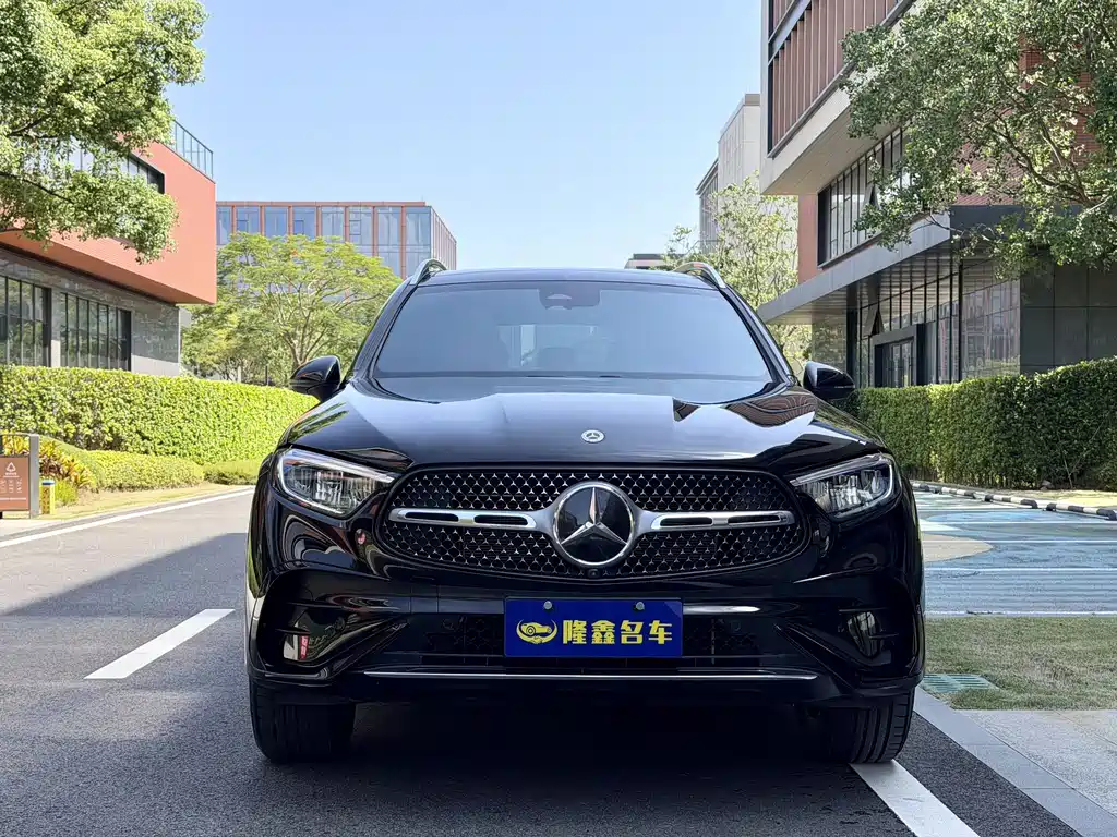 Mercedes-Benz GLC 300 L 4MATIC Dynamic Edition 5-seater