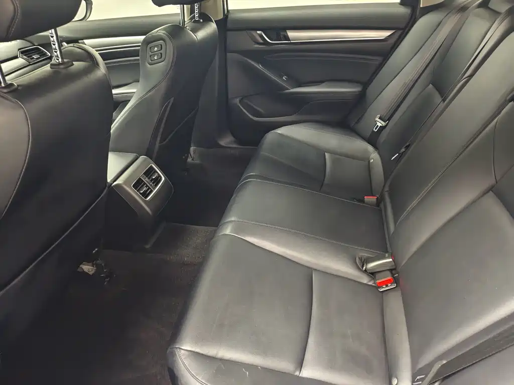 Accord 2018 Sharp Hybrid 2.0L Sharp Lead Edition National VI