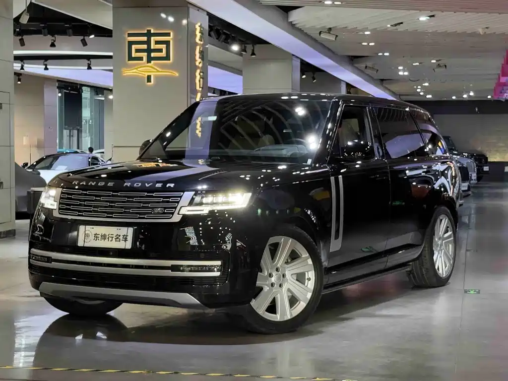 Range Rover 2024 3.0 L6 400PS Creation Extended Edition