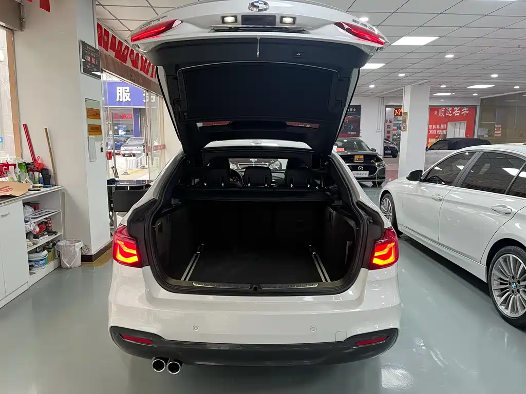 BMW 3 Series GT 2019 320i M Sport