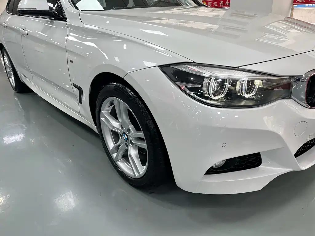 BMW 3 Series GT 2019 320i M Sport