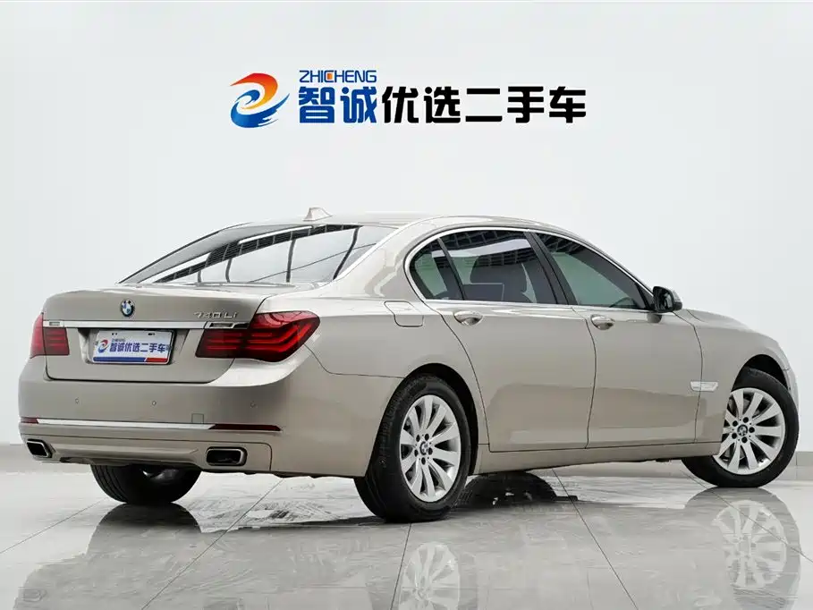 BMW 7 Series 2013 740Li Luxury Edition
