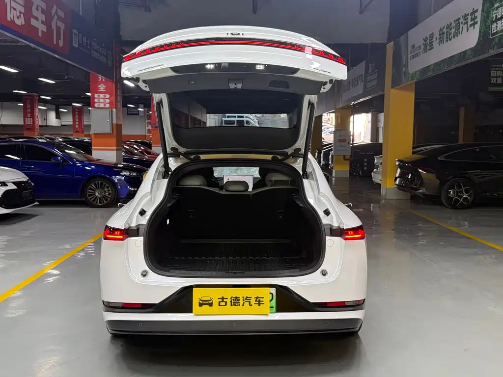 Changan Qi Yuan A07 2024 Edition Pure Electric Zhen Xiang Version 710 Flagship Model
