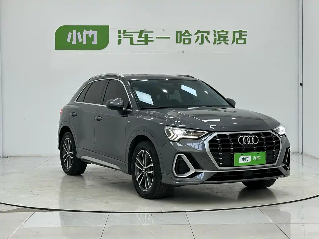Audi Q3 2022 35 TFSI Sportline