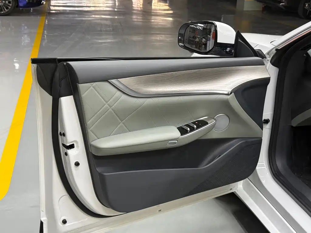 Changan Qi Yuan A07 2024 Edition Pure Electric Zhen Xiang Version 710 Flagship Model