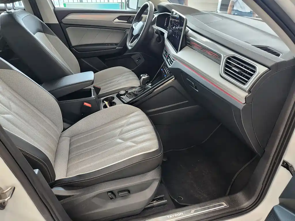 Tayron 2023 380TSI 4x4 R-Line High Energy Edition
