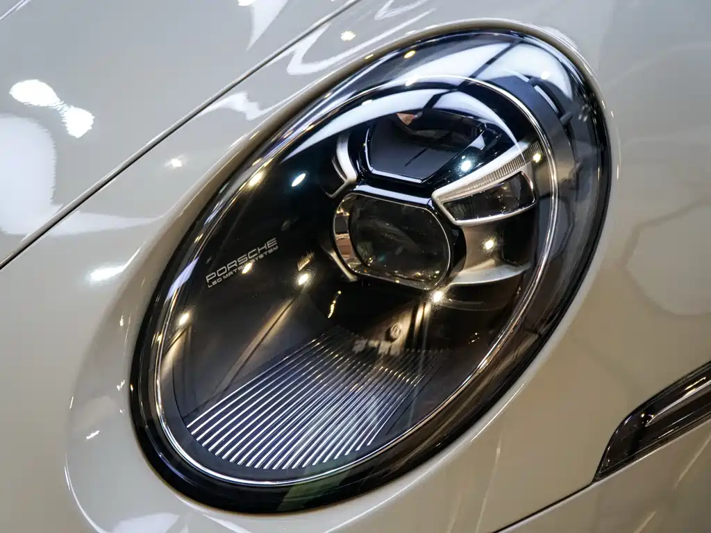 Porsche 911 Carrera 3.0T 2020
