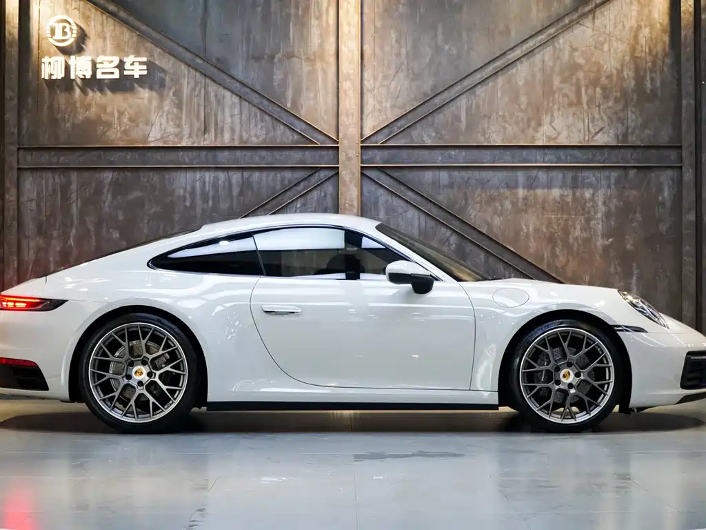 Porsche 911 Carrera 3.0T 2020