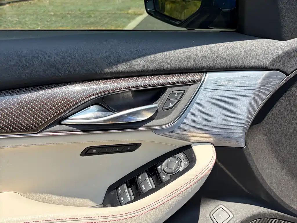 Cadillac CT5 2022 28T Platinum Super Cruise Edition