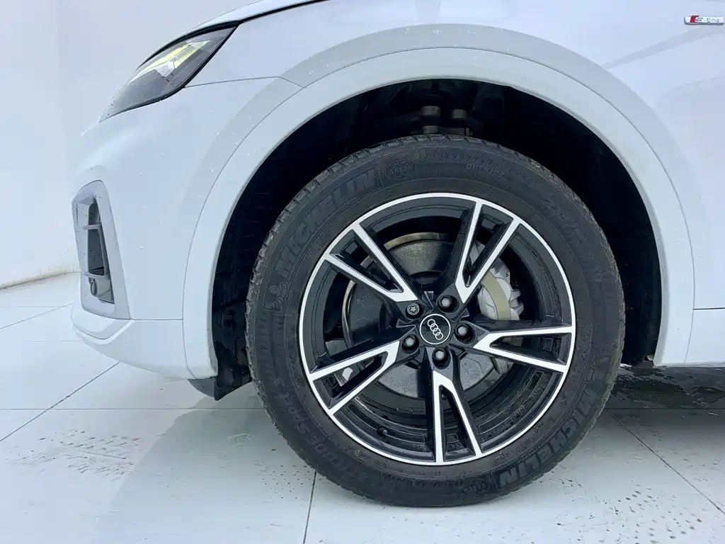 Audi Q5L 2022 40T Fashion Elegance Edition