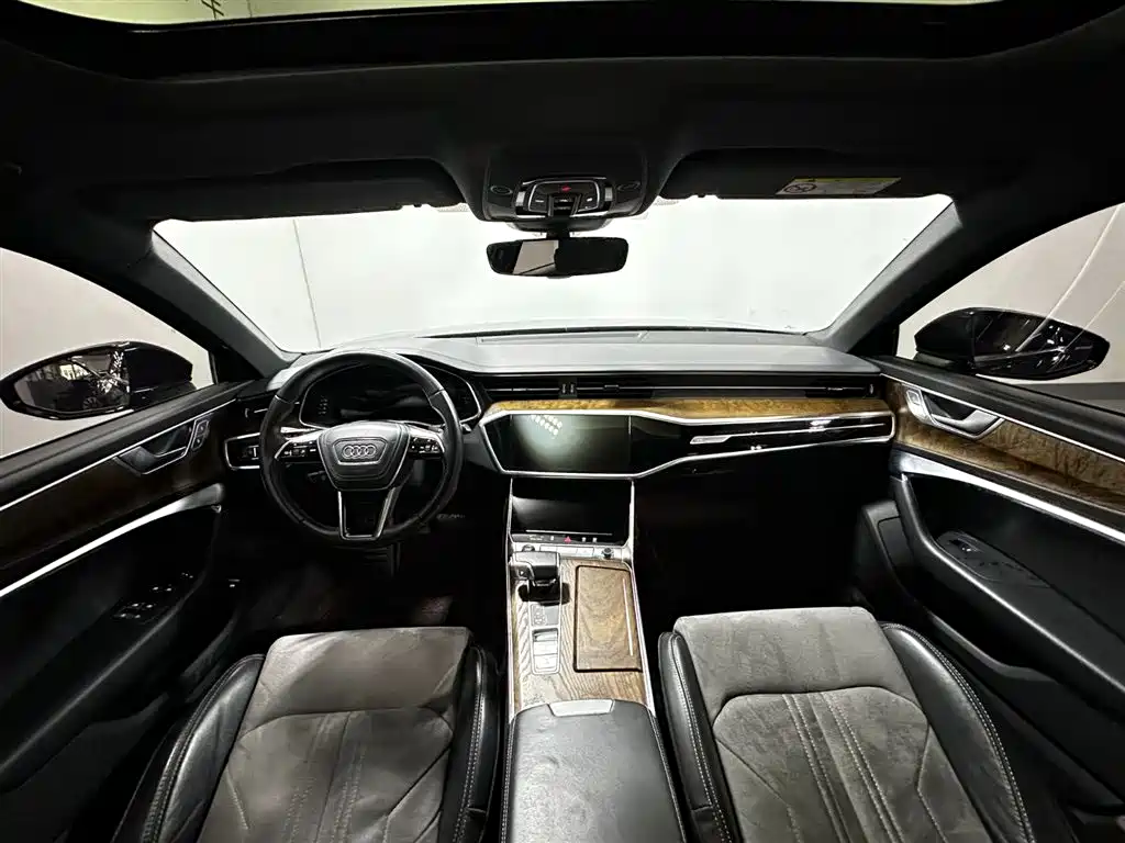 Audi A6L 2023 Facelift 45 TFSI Prestige Dynamic Edition