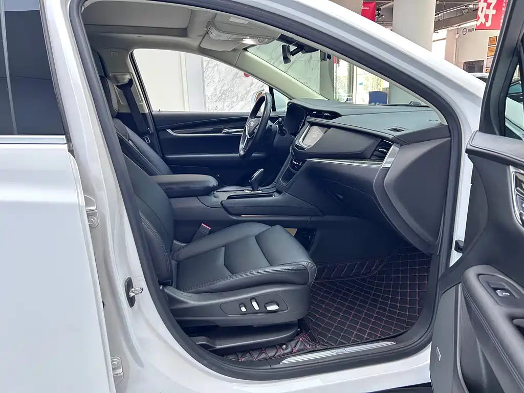 Cadillac XT5 2018 28T AWD Luxury Edition