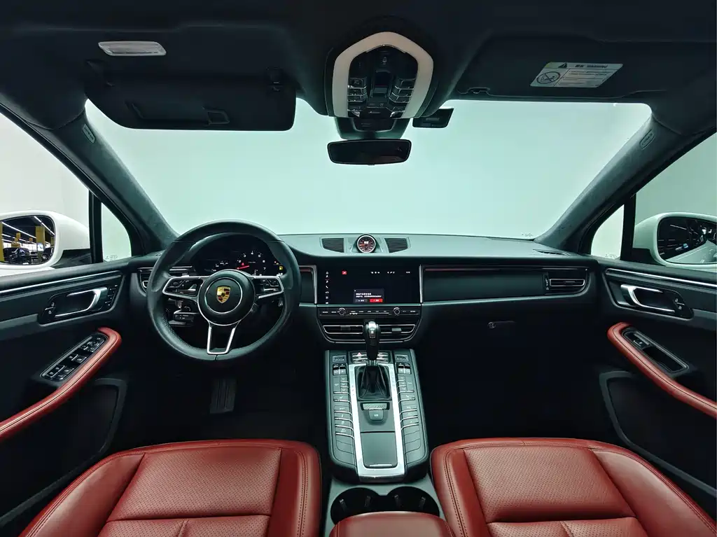 Macan 2021 2.0T