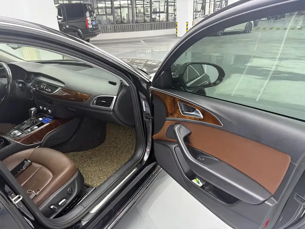 Audi A6L 2017 30 FSI Technology