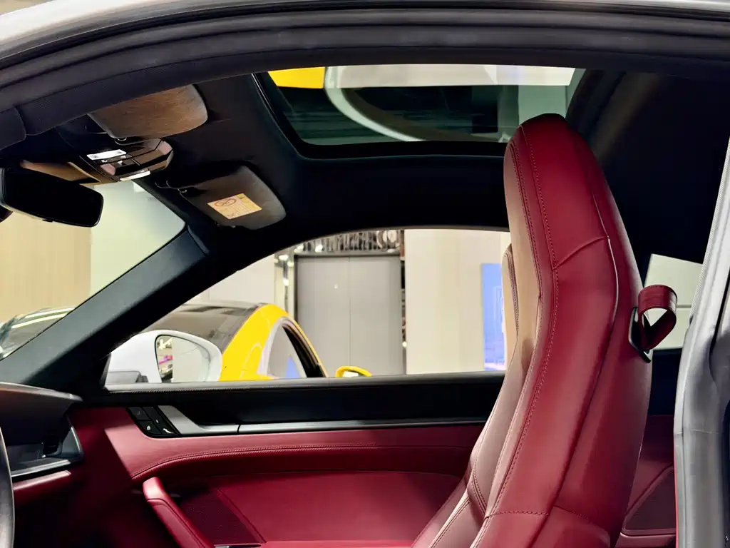 Porsche 911 Carrera 3.0T 2020