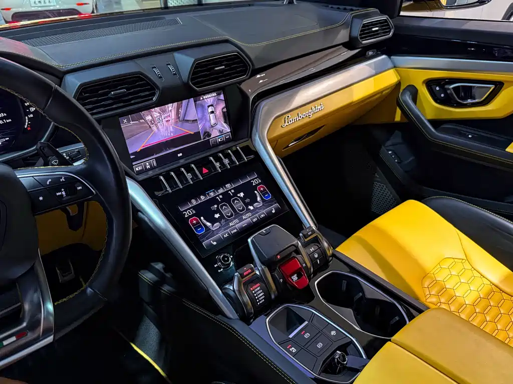 Urus 2018 4.0T V8