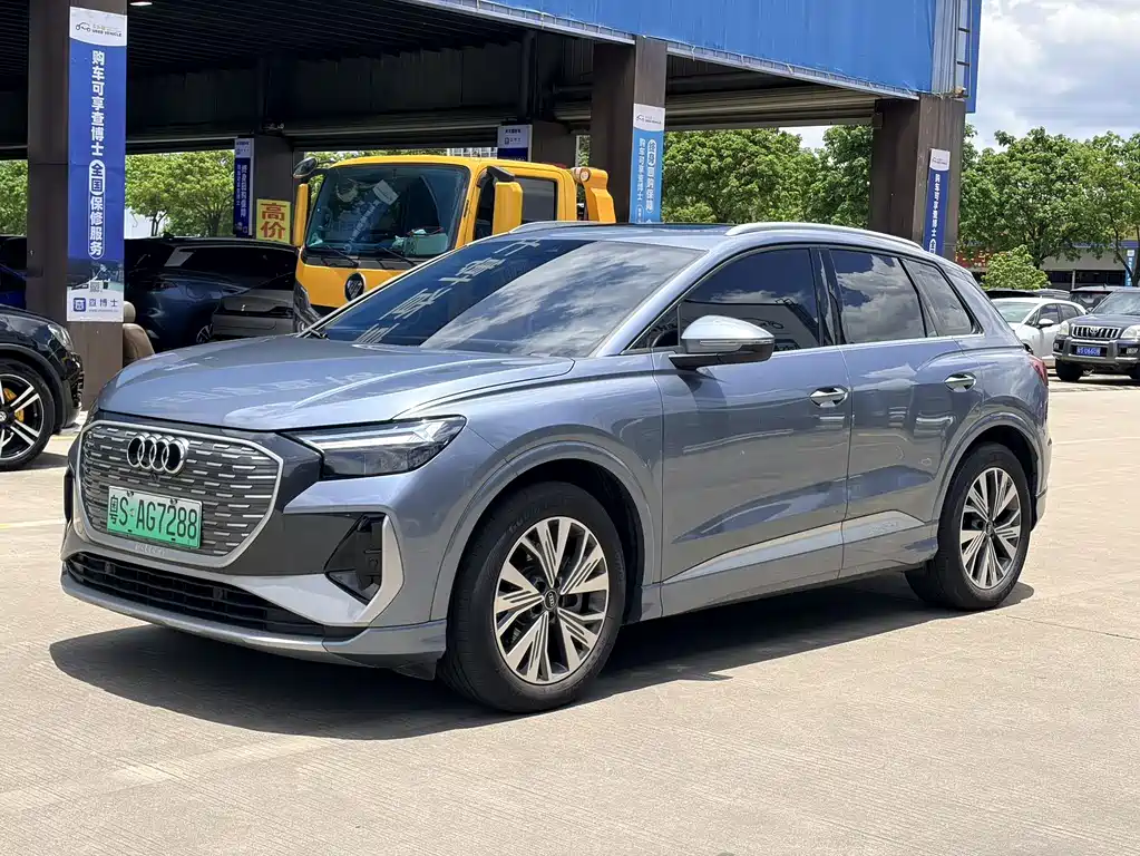 Audi Q4 e-tron 2024 40 e-tron Creative Edition
