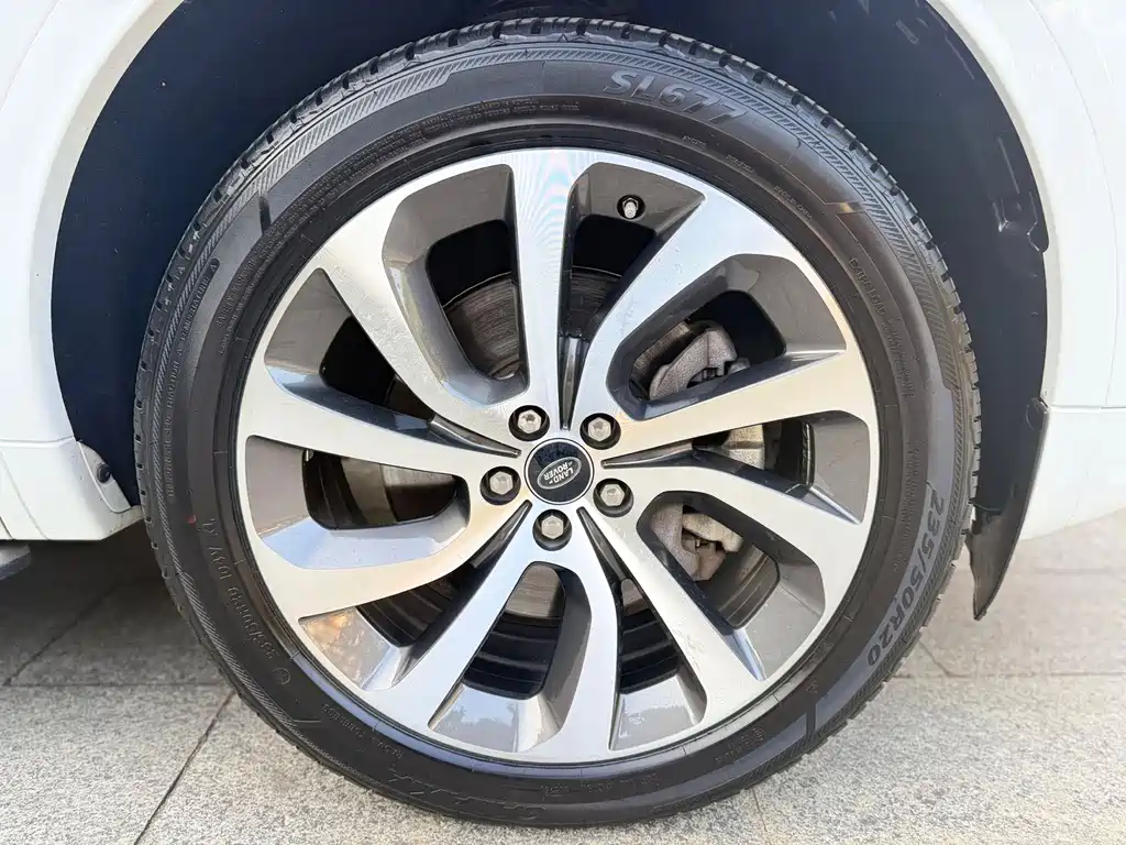 Discovery Sport 2020 249PS R-Dynamic Performance Edition