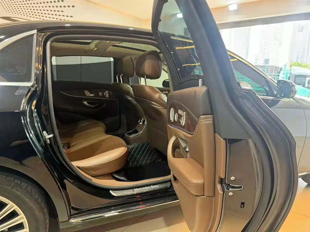 Mercedes-Benz E-Class 2023 E 300 L Luxury Edition