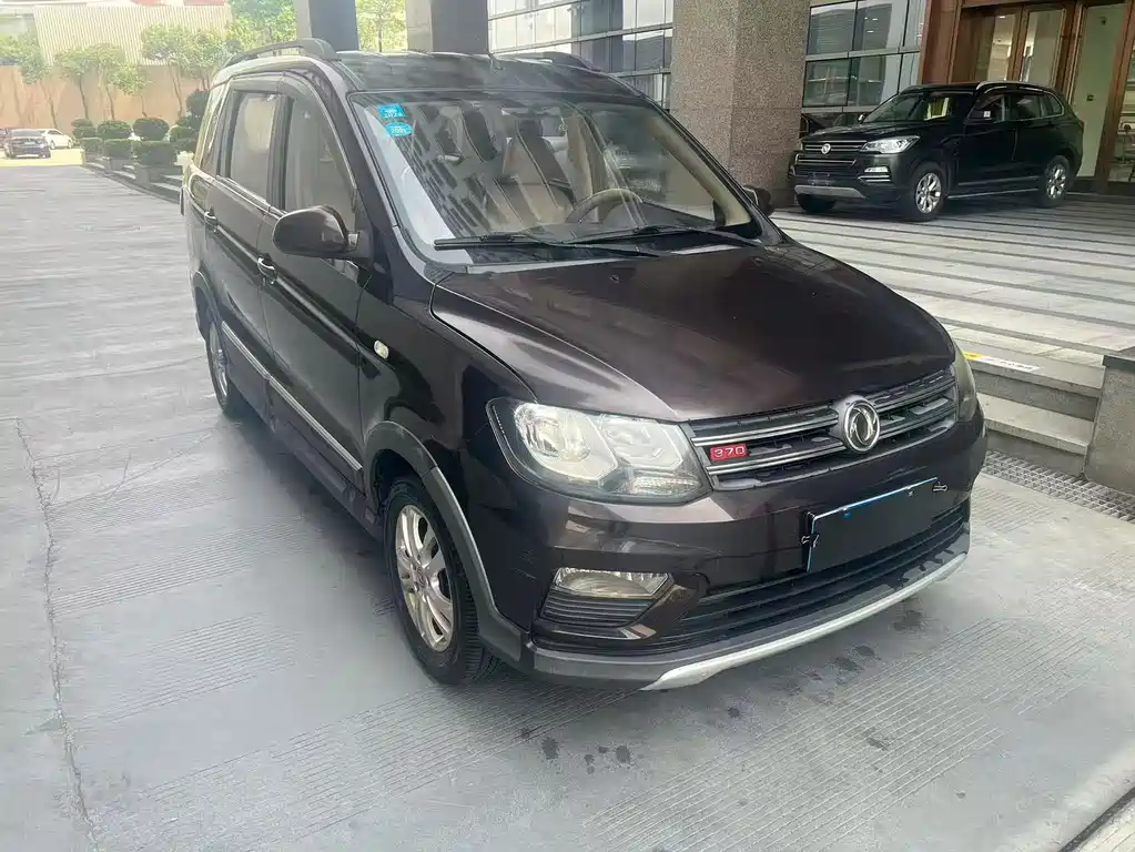 SWM 370 2016 1.5L Manual Zunxiang 7-seat