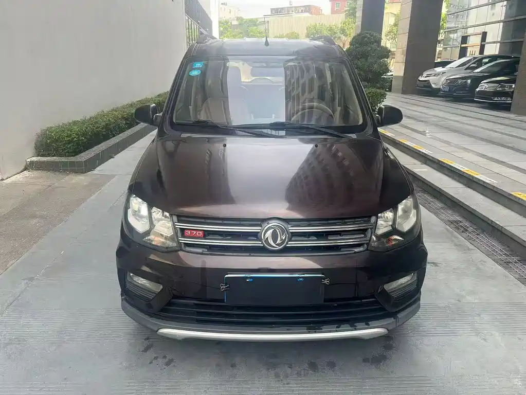 SWM 370 2016 1.5L Manual Zunxiang 7-seat