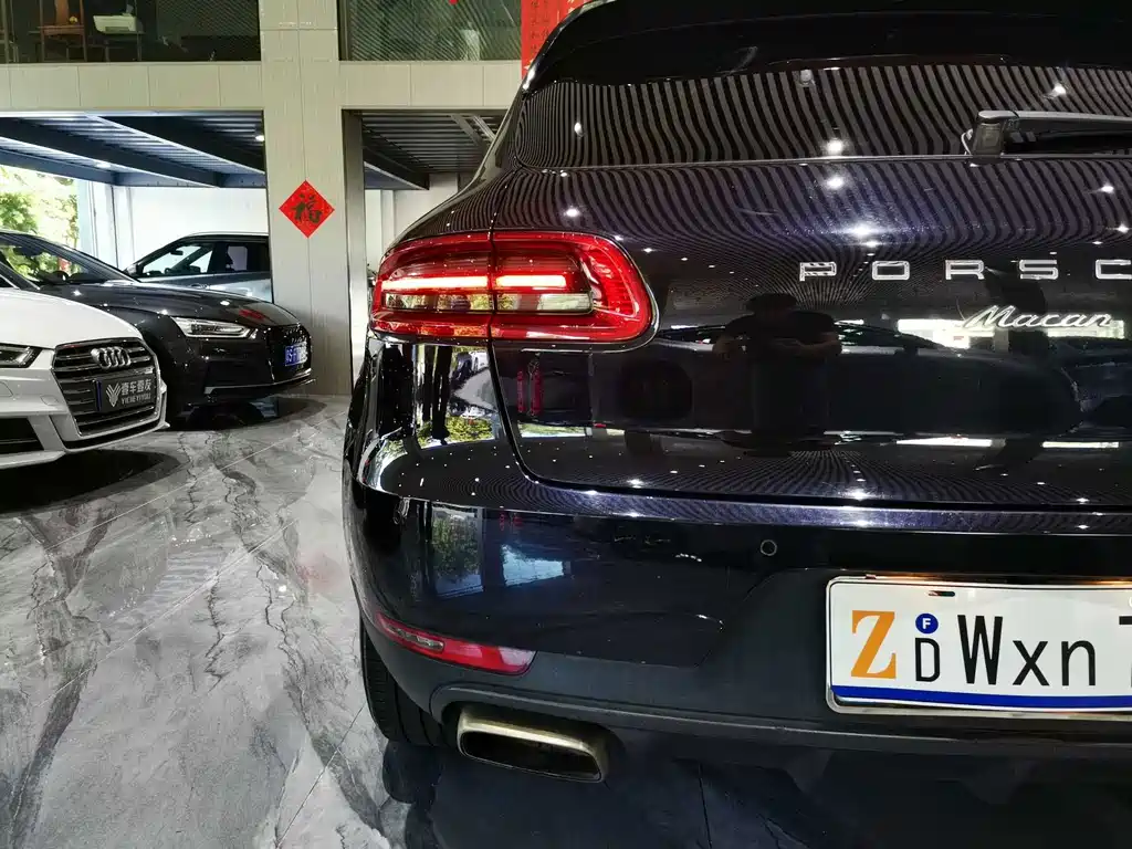Macan 2.0T 2017 Model