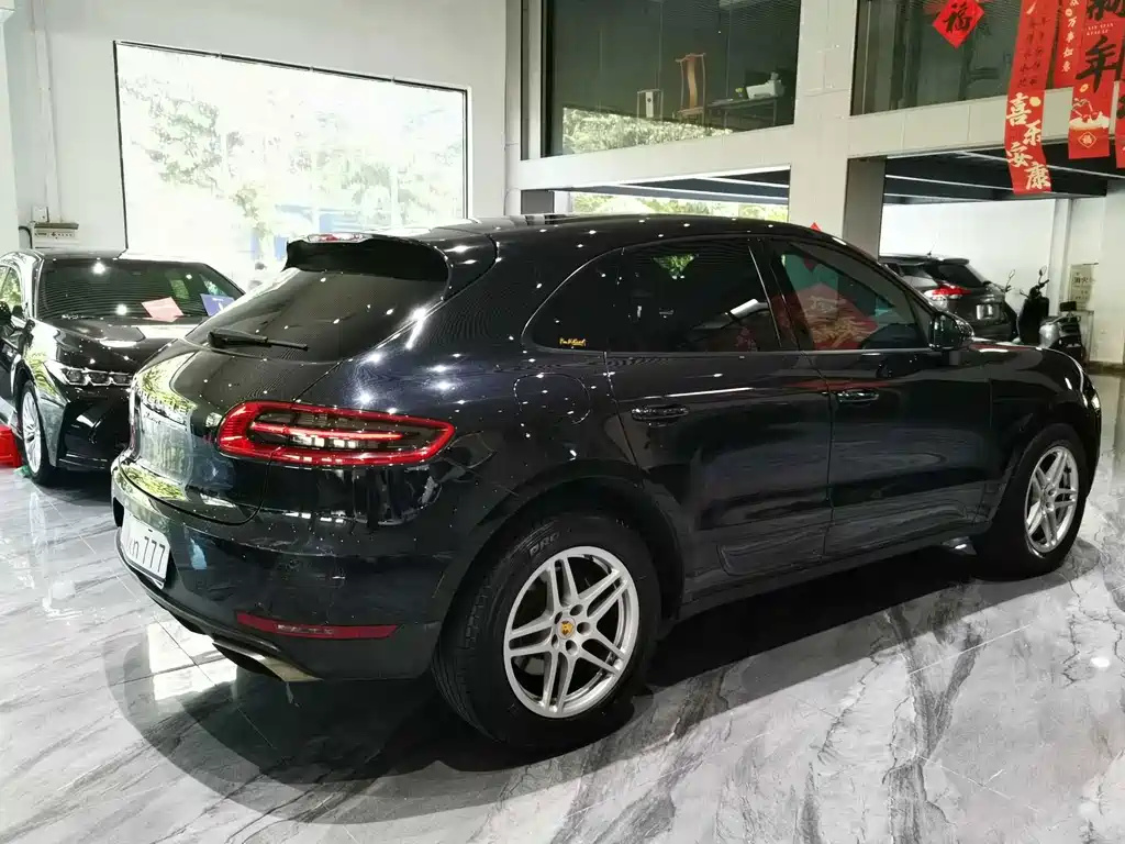 Macan 2.0T 2017 Model
