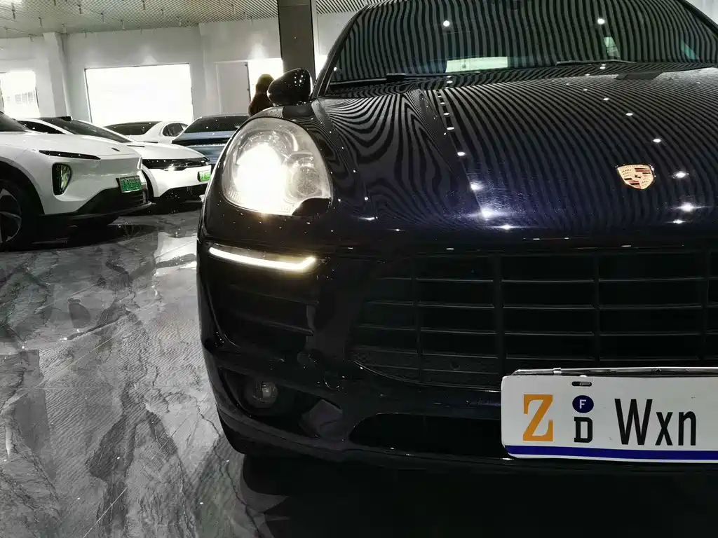 Macan 2.0T 2017 Model