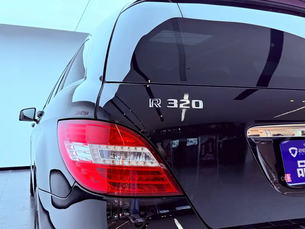 Mercedes-Benz R-Class 2017 R 320 4MATIC Luxury Edition