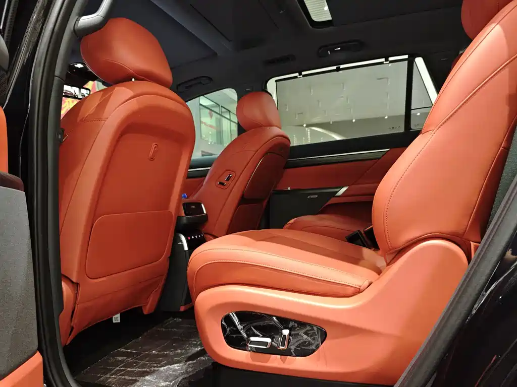 eπ008 2024 6-seat range-extended version