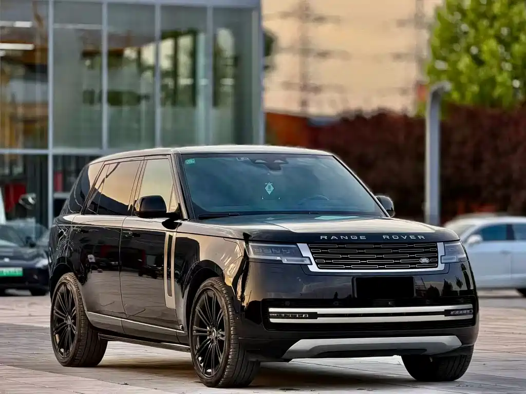 Range Rover 2023 3.0 L6 400PS Grandland Seven-Seat Extended Edition