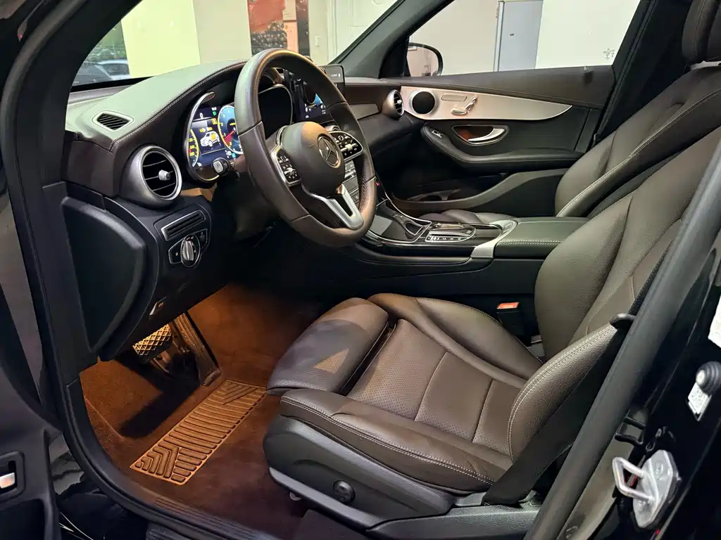 Mercedes-Benz GLC 2021 GLC 260 L 4MATIC Dynamic Edition