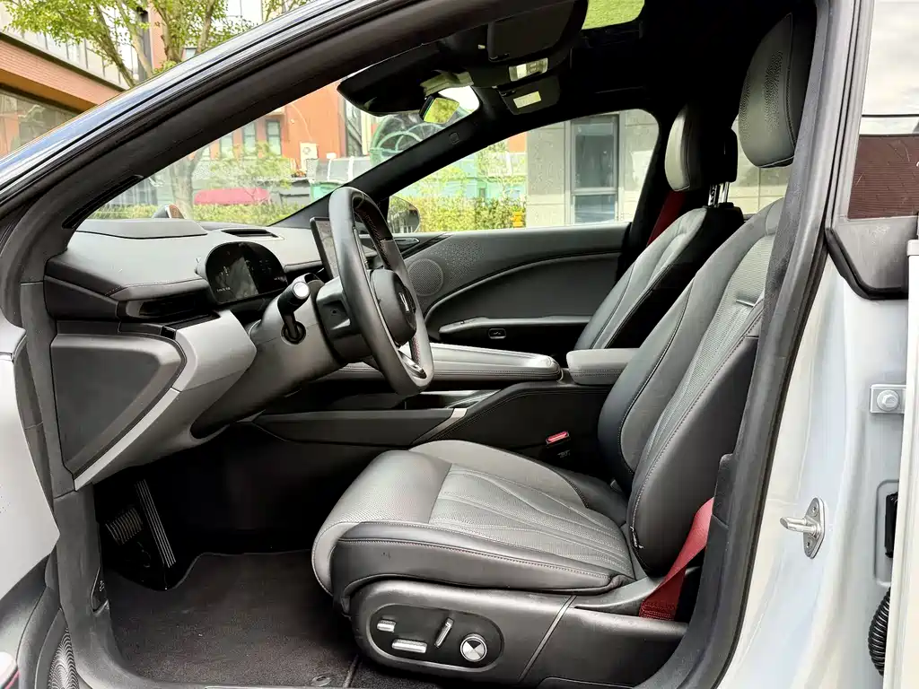 Jiaze 007 GT 2025 Edition 4WD Intelligent Driving Version 75kWh