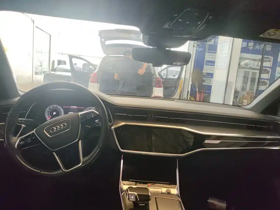 Audi A6L 2024 45 TFSI quattro Premium Dynamic Model