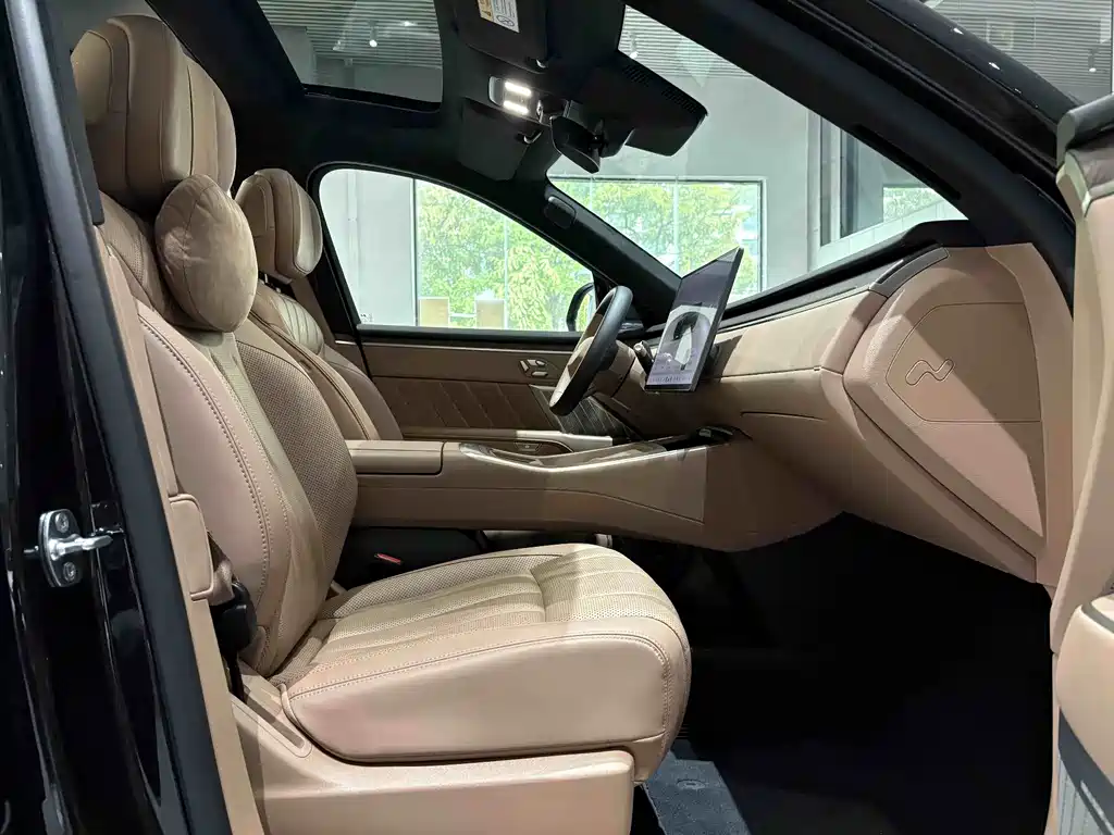 Lado L90 2025 Max 6-seat Edition