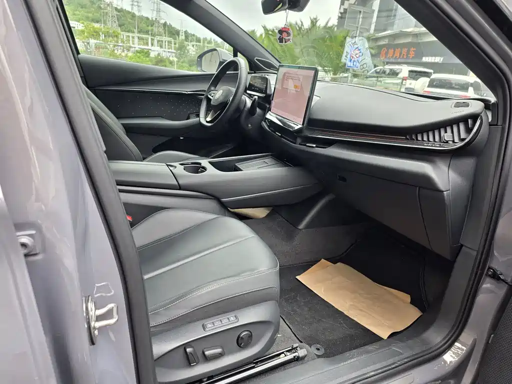 Volkswagen ID.6 2025款 Ultra