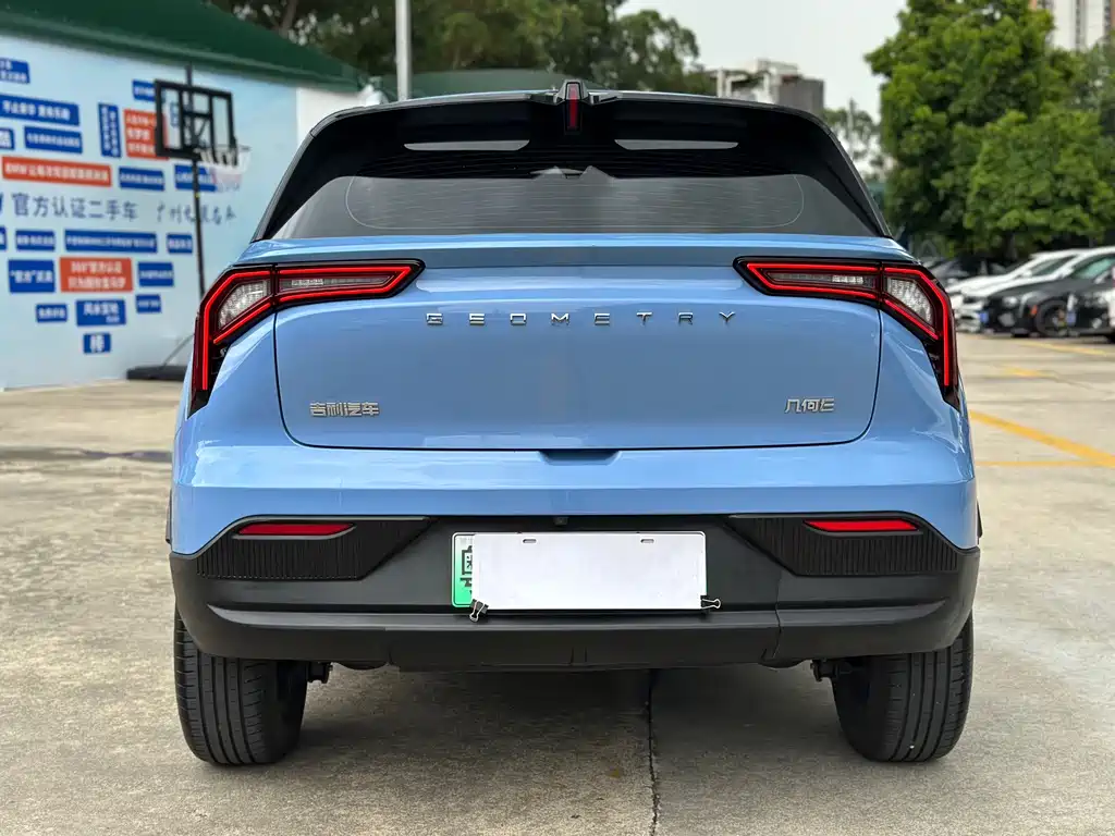 Geely Geometry E Firefly 2023 320KM 5-seater