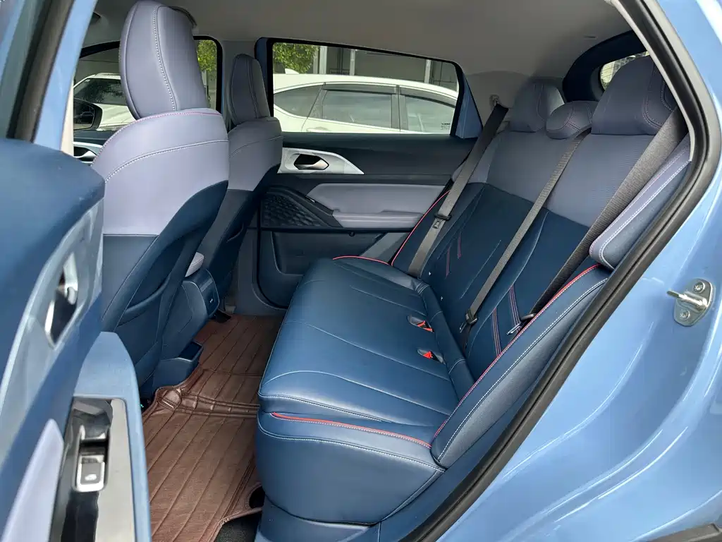 Geely Geometry E Firefly 2023 320KM 5-seater