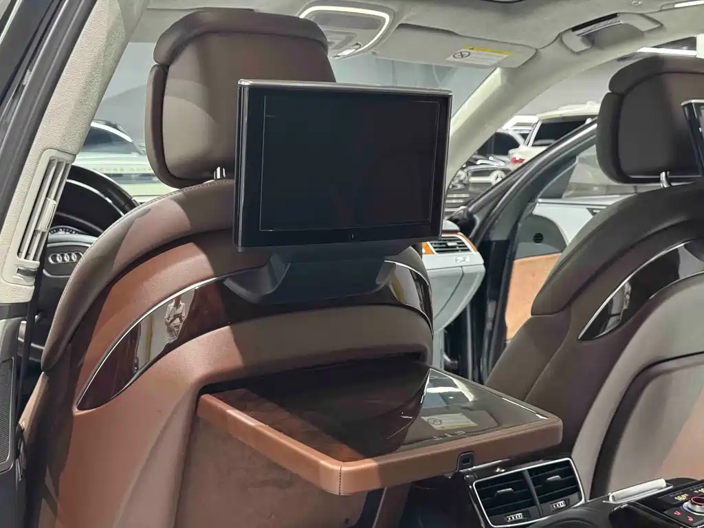 Audi A8 2016 model A8L 6.3 FSI W12 quattro flagship edition