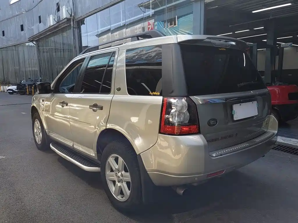 Freelander 2 2012款 2.0T Si4 HSE Gasoline Edition