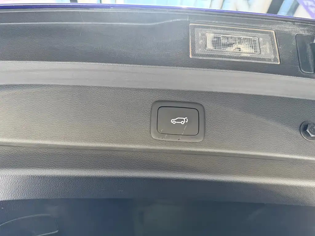 Roewe MARVEL X 2018 Rear-wheel Drive Edition