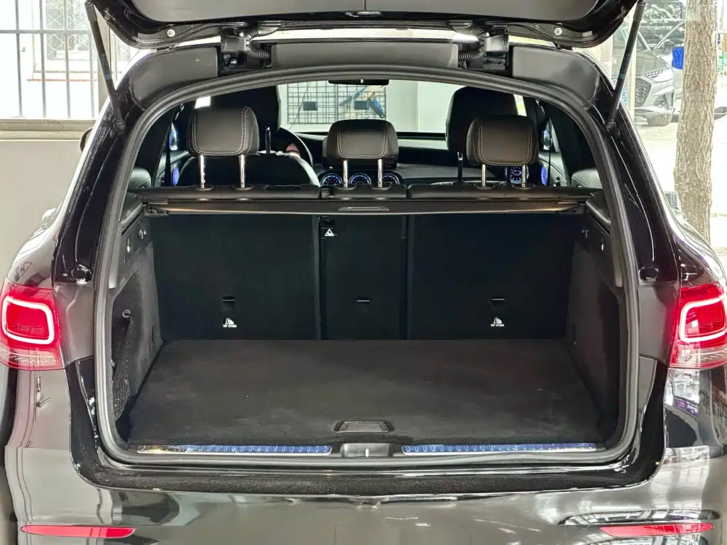 Mercedes-Benz GLC 2020 Facelift 260 L 4MATIC Dynamic Edition
