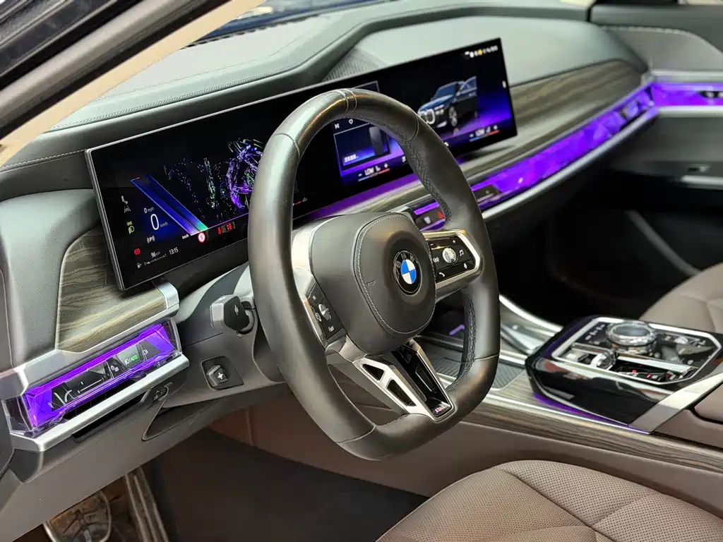 BMW 7 Series 2023 735Li M Sport Package