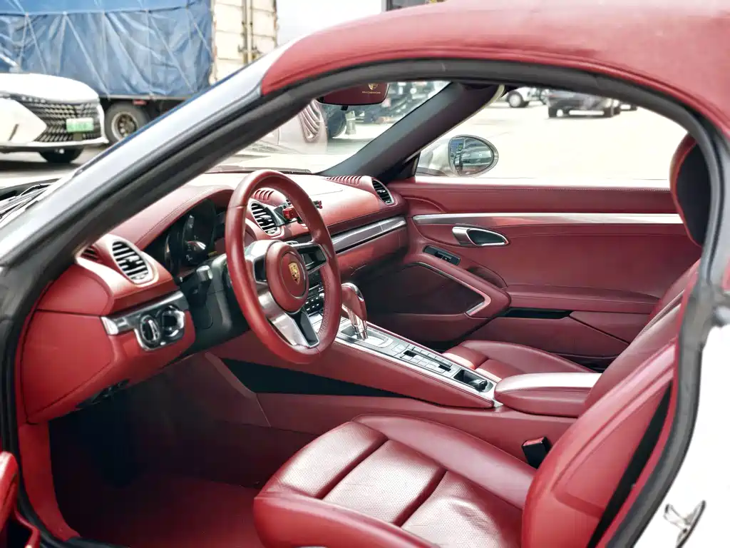 Porsche 718 Boxster 2.0T 2020 Model