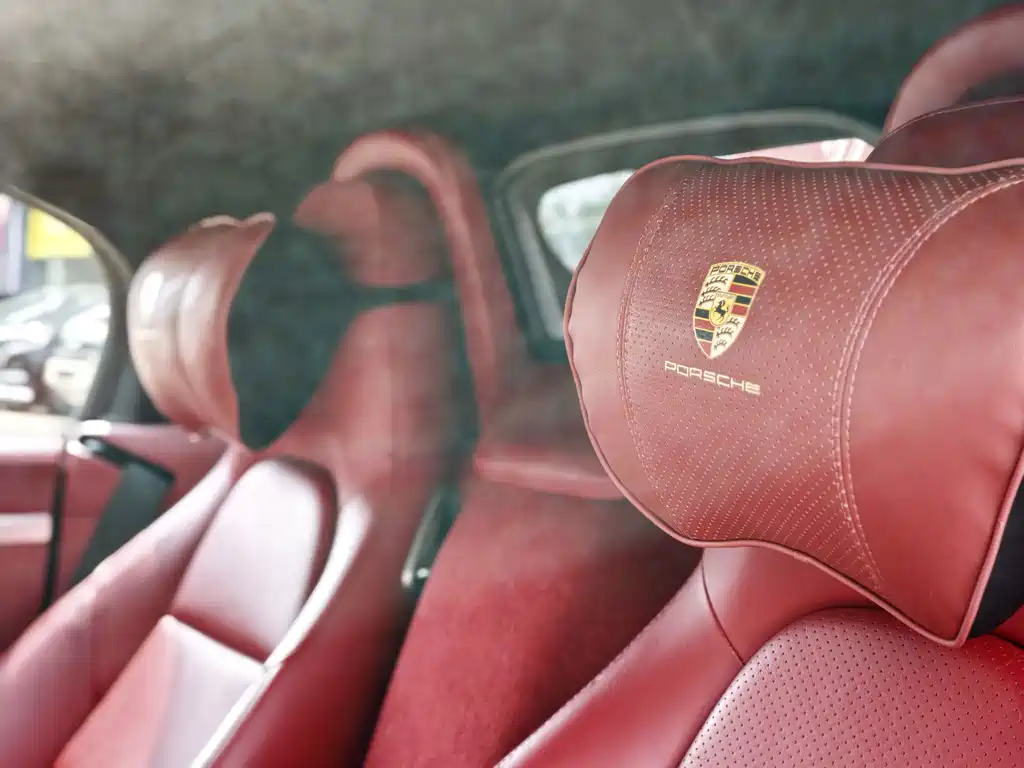 Porsche 718 Boxster 2.0T 2020 Model
